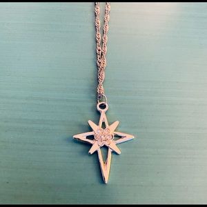 Starburst Pendant w Rhinestones 🌟